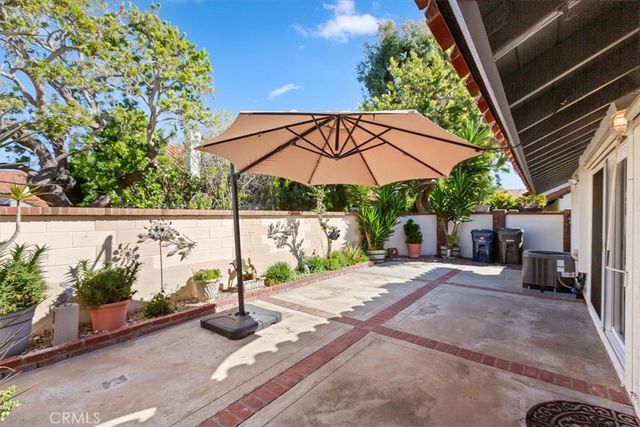 1402 Alpine Lane, Huntington Beach, CA 92648