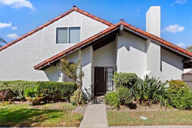 1402 Alpine Lane, Huntington Beach, CA 92648
