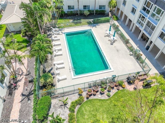 1930 Gulf Shore BLVD N A302-A, Naples, FL 34102