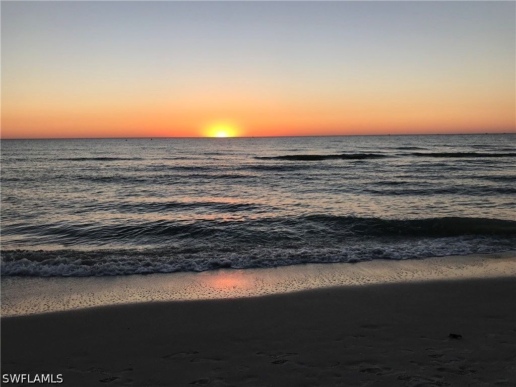 1930 Gulf Shore BLVD N A302-A, Naples, FL 34102