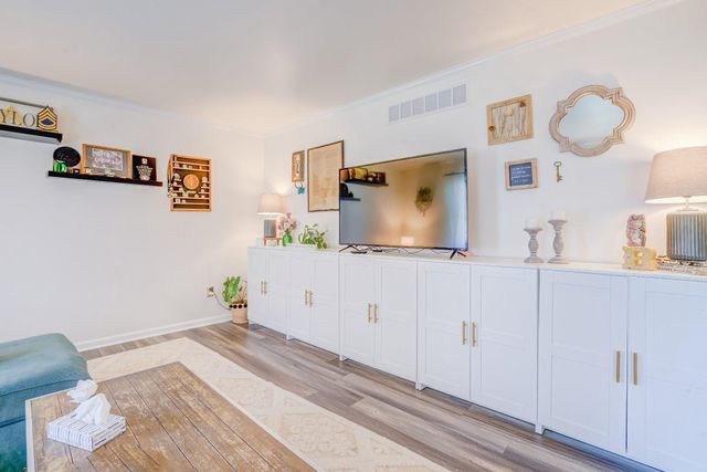 2655 GILBERT RD, Mount Airy, MD 21771