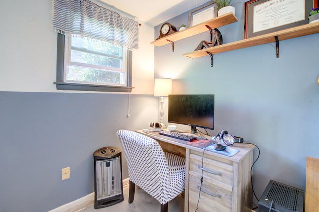 2655 GILBERT RD, Mount Airy, MD 21771