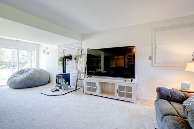 2655 GILBERT RD, Mount Airy, MD 21771