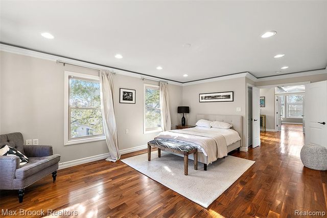 5645 Eastman Boulevard, West Bloomfield, MI 48323