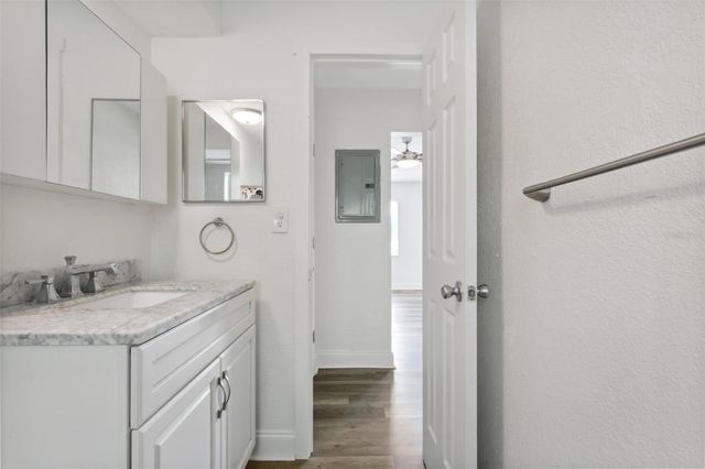 1230 70TH STREET N, St Petersburg, FL 33710
