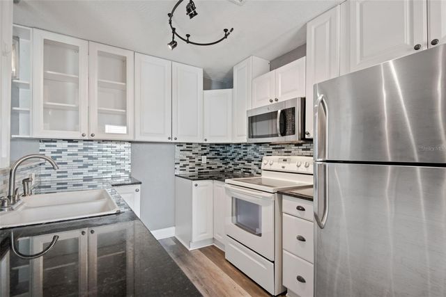 1230 70TH STREET N, St Petersburg, FL 33710