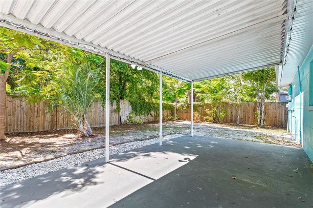 1230 70TH STREET N, St Petersburg, FL 33710