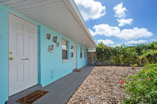 1230 70TH STREET N, St Petersburg, FL 33710