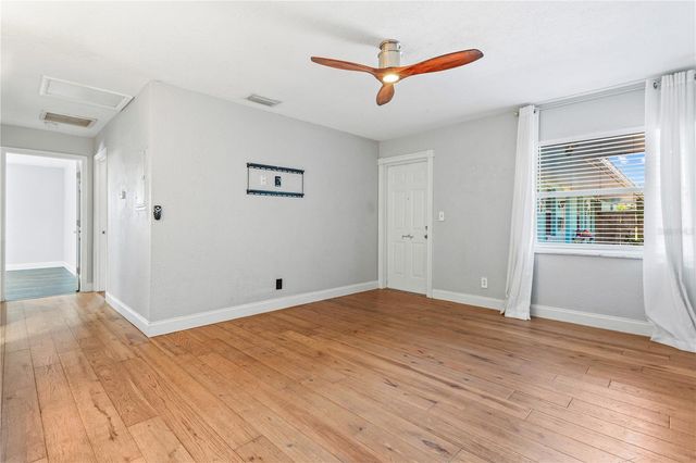1230 70TH STREET N, St Petersburg, FL 33710