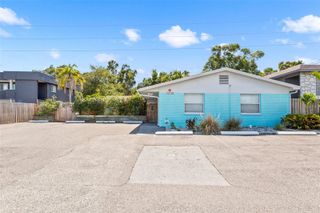 1230 70TH STREET N, St Petersburg, FL 33710