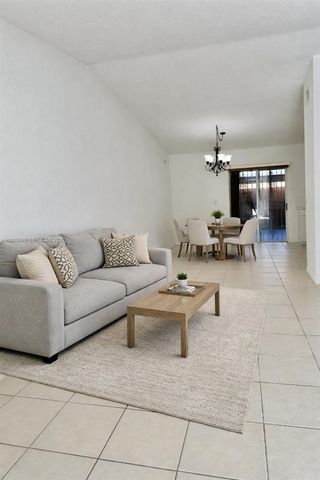 18388 NW 75th Psge 2603, Hialeah, FL 33015