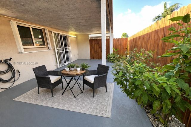 18388 NW 75th Psge 2603, Hialeah, FL 33015