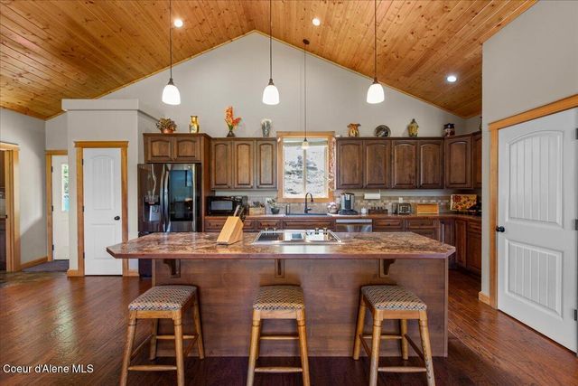 6608 W Cougar Gulch Rd, Coeur D'alene, ID 83814