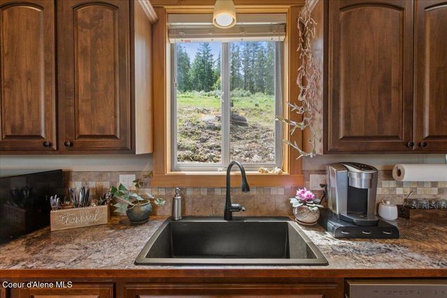 6608 W Cougar Gulch Rd, Coeur D'alene, ID 83814