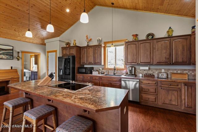 6608 W Cougar Gulch Rd, Coeur D'alene, ID 83814