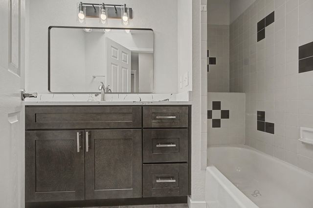 3086 Bookcliff Avenue, Grand Junction, CO 81504