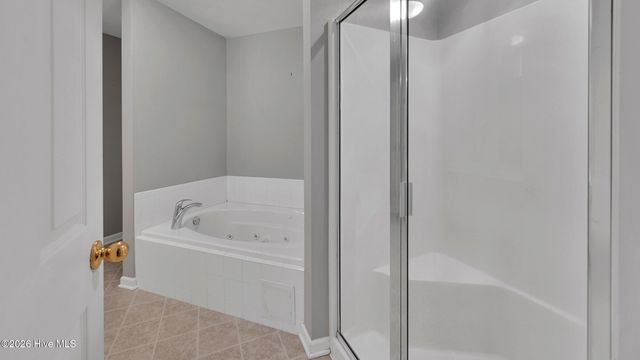 2404 King Richard Court E, Greenville, NC 27858