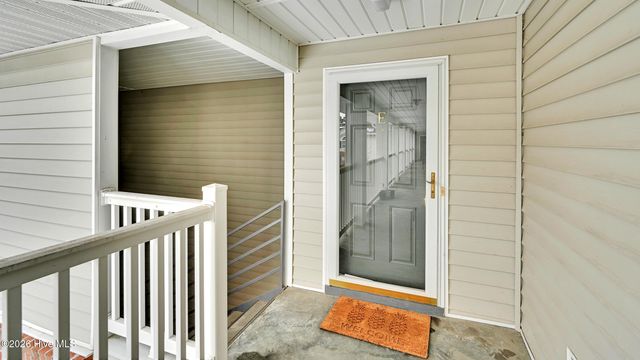 2404 King Richard Court E, Greenville, NC 27858