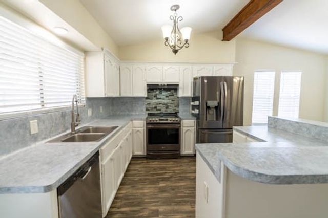 7430 Cessna Dr, Corpus Christi, TX 78412