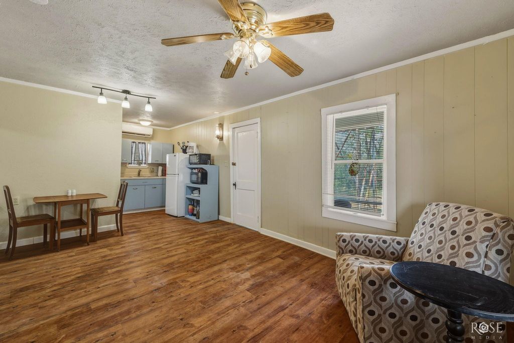 Image 33 of property listing at 211 Wabash Avenue, Mertzon, TX 76941