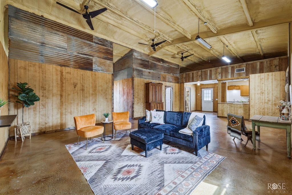 Image 39 of property listing at 211 Wabash Avenue, Mertzon, TX 76941