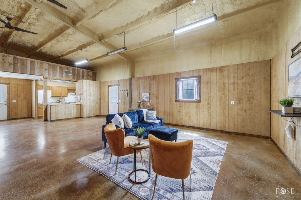 Image 40 of property listing at 211 Wabash Avenue, Mertzon, TX 76941