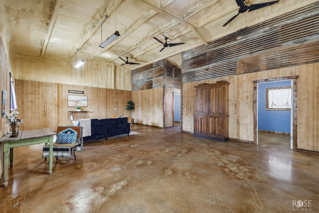 Image 42 of property listing at 211 Wabash Avenue, Mertzon, TX 76941