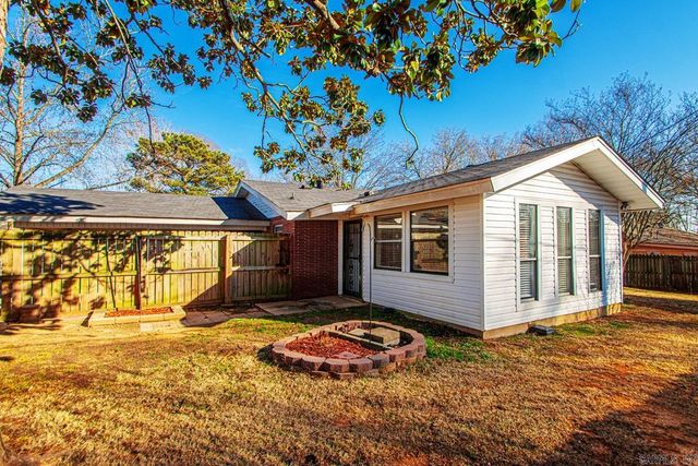 508 N James Street, Jacksonville, AR 72076