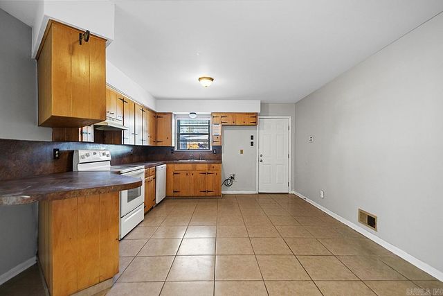 508 N James Street, Jacksonville, AR 72076