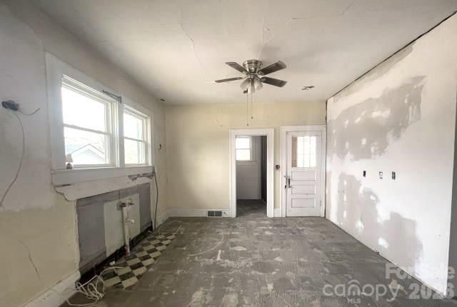 216 N Rowan Avenue, Spencer, NC 28159