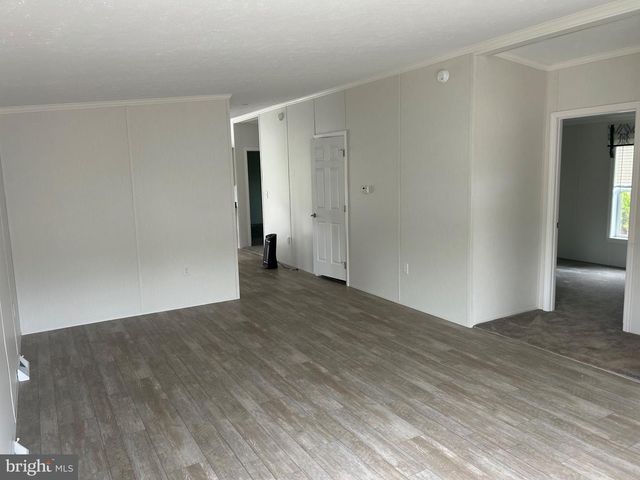 219 BLUE JAY DR, Red Lion, PA 17356
