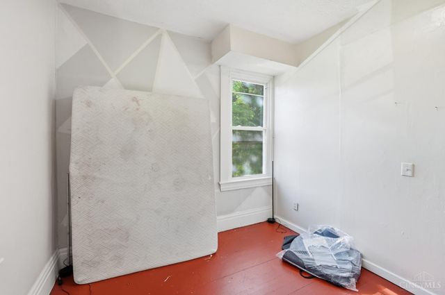 1743 Baltimore Avenue, Cincinnati, OH 45225