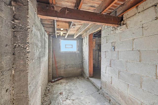 1743 Baltimore Avenue, Cincinnati, OH 45225