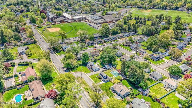 73 Broadway Road, Freehold, NJ 07728