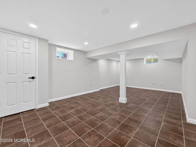 73 Broadway Road, Freehold, NJ 07728