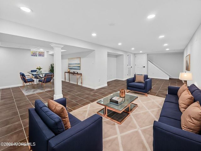 73 Broadway Road, Freehold, NJ 07728