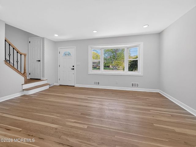 73 Broadway Road, Freehold, NJ 07728