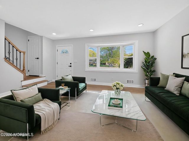 73 Broadway Road, Freehold, NJ 07728