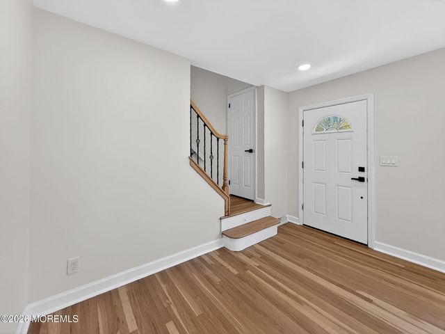 73 Broadway Road, Freehold, NJ 07728