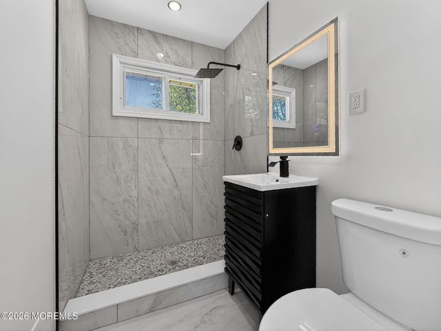 73 Broadway Road, Freehold, NJ 07728