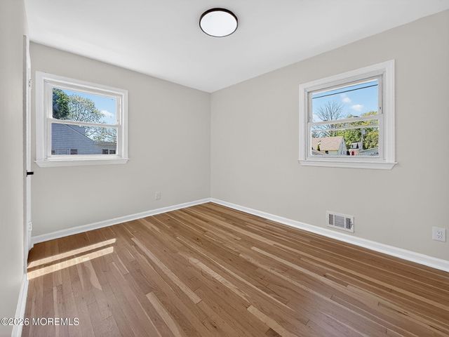 73 Broadway Road, Freehold, NJ 07728