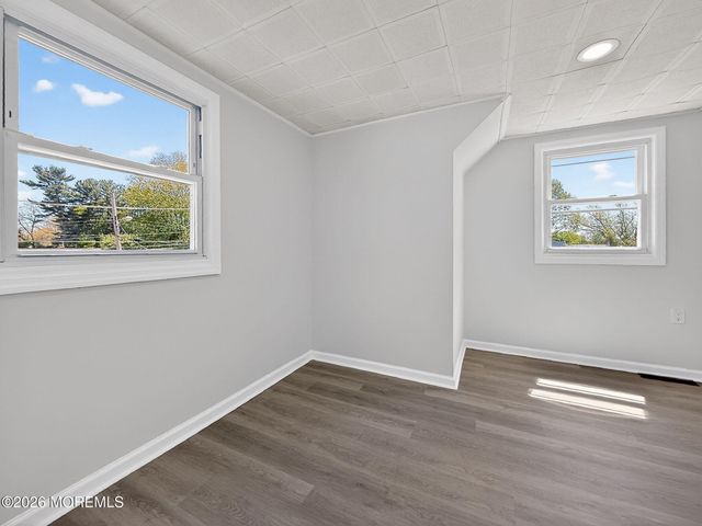 73 Broadway Road, Freehold, NJ 07728