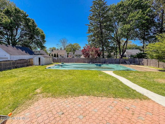 73 Broadway Road, Freehold, NJ 07728