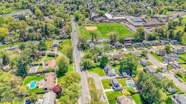 73 Broadway Road, Freehold, NJ 07728