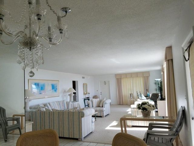 2565 S Ocean Boulevard 2250, Palm Beach, FL 33480