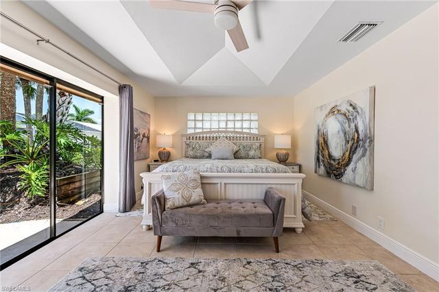 9908 White Sands PL, Bonita Springs, FL 34135