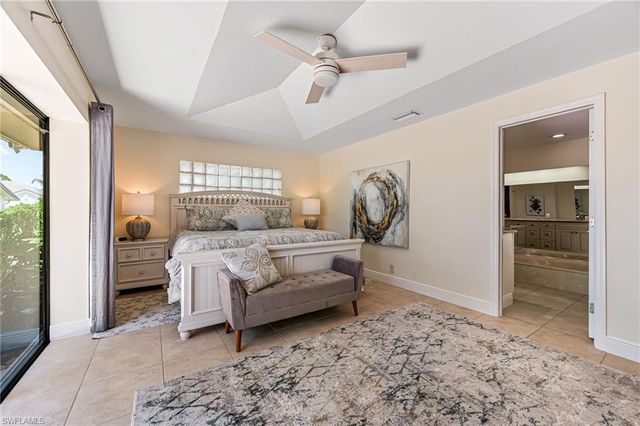 9908 White Sands PL, Bonita Springs, FL 34135