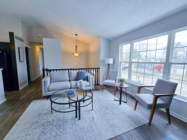 2513 Northern Dancer Court, Burlington, KY 41005