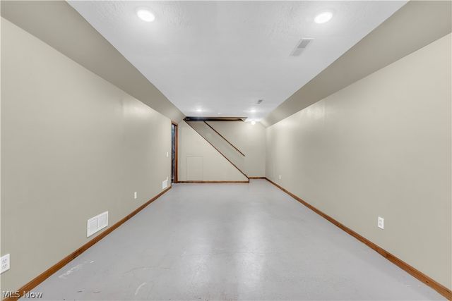 408 River Road, Canal Fulton, OH 44614