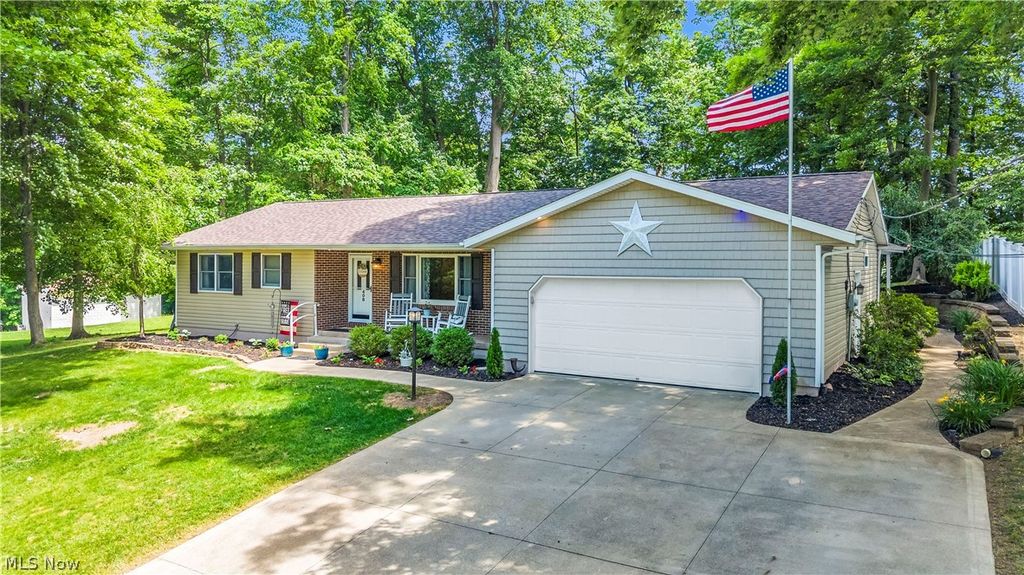 408 River Road, Canal Fulton, OH 44614